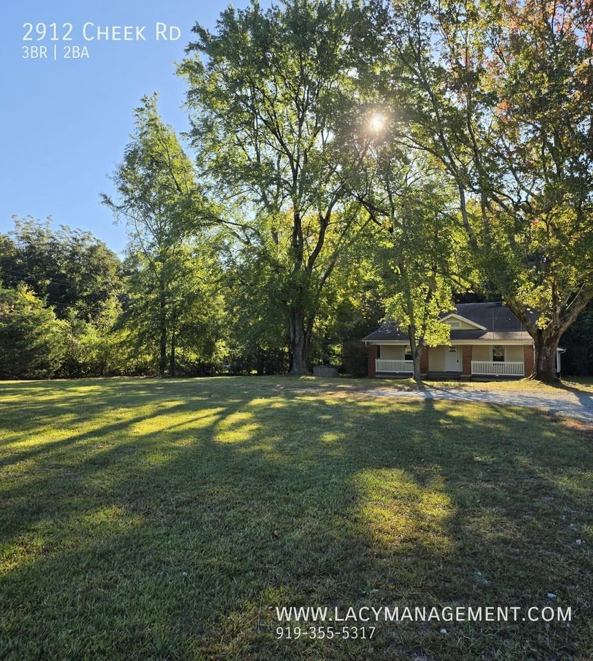 2912 Cheek Rd - Photo 3 of 19