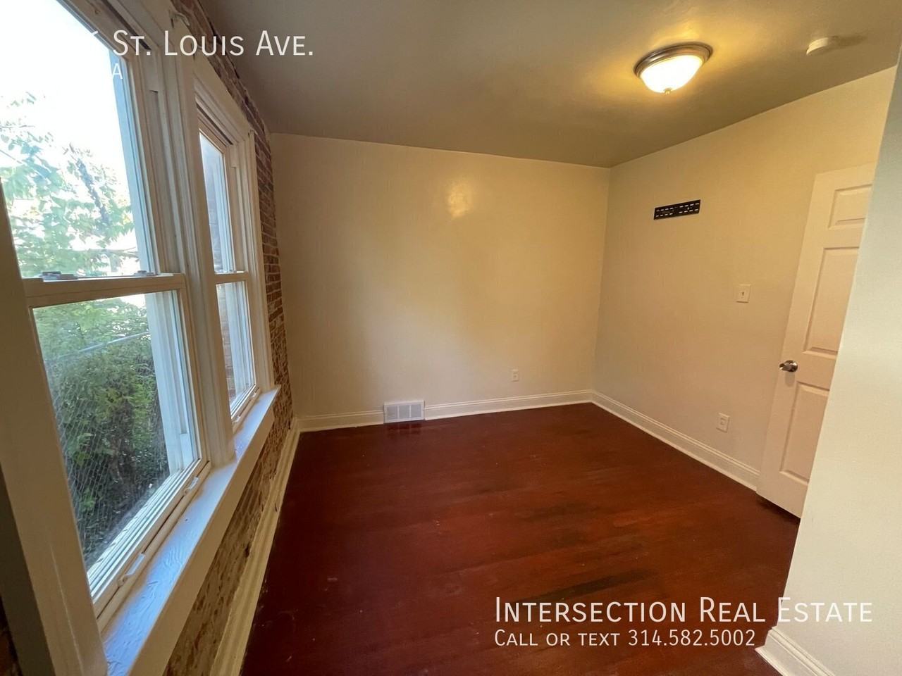 6716 Saint Louis Ave - Photo 6 of 18