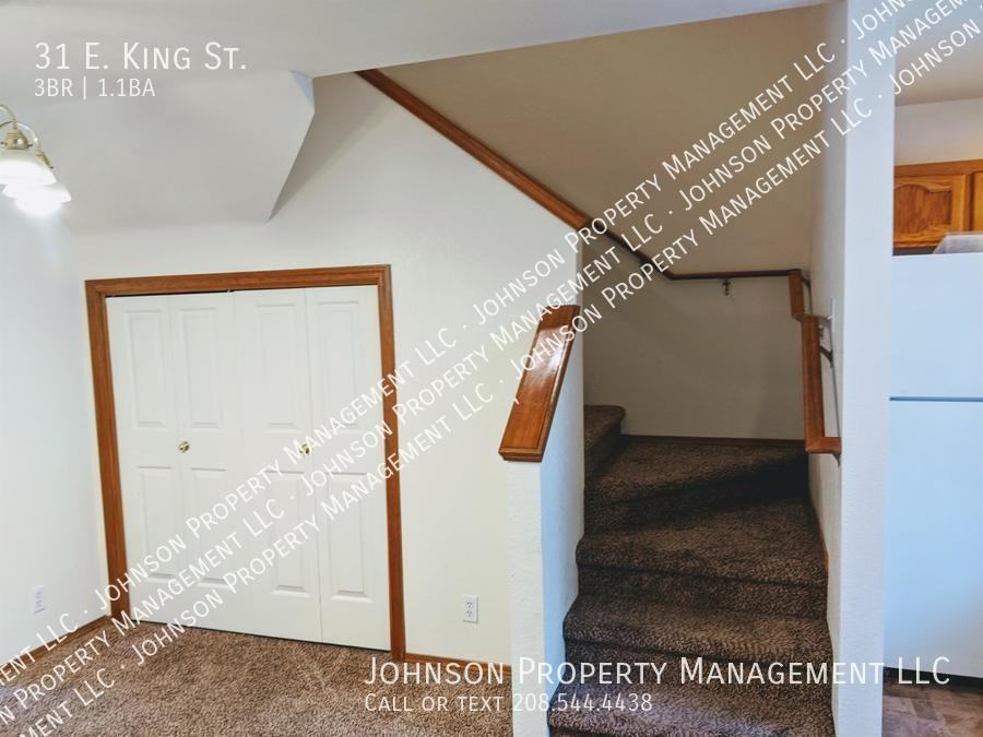 31 E King St - Photo 5 of 14