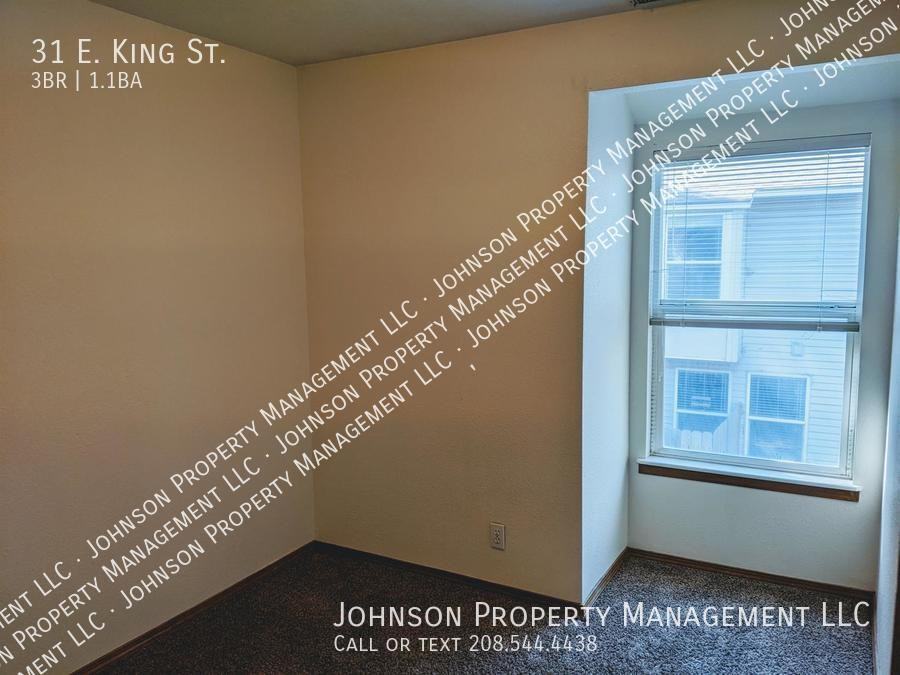31 E King St - Photo 6 of 14