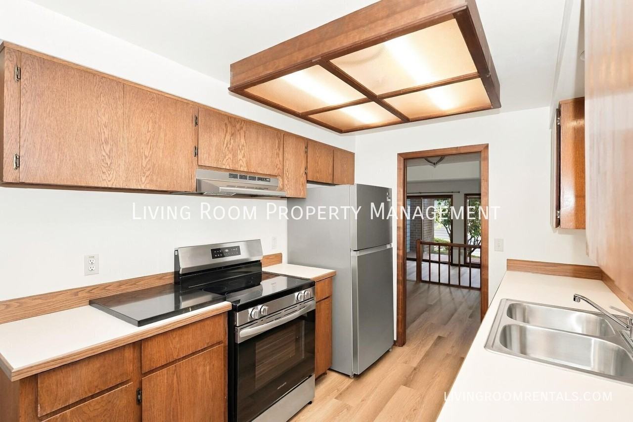 7620 Sw Cresmoor Dr - Photo 6 of 17