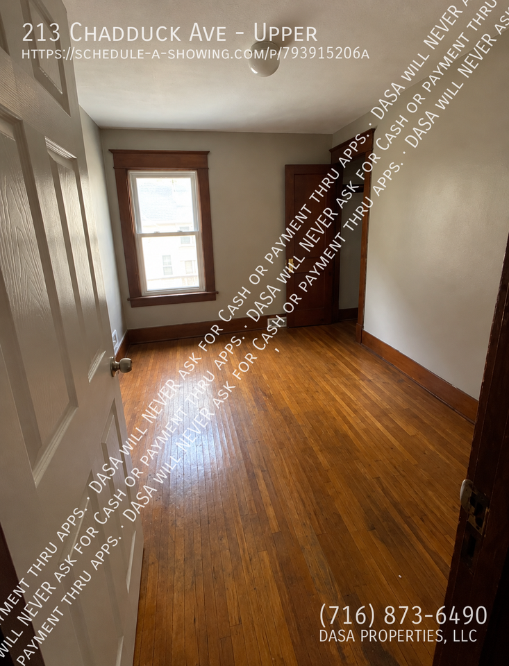 213 Chadduck Ave - Photo 7 of 7