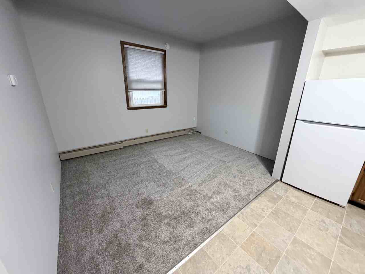1422 Weeks Ave #3 - Photo 4 of 7