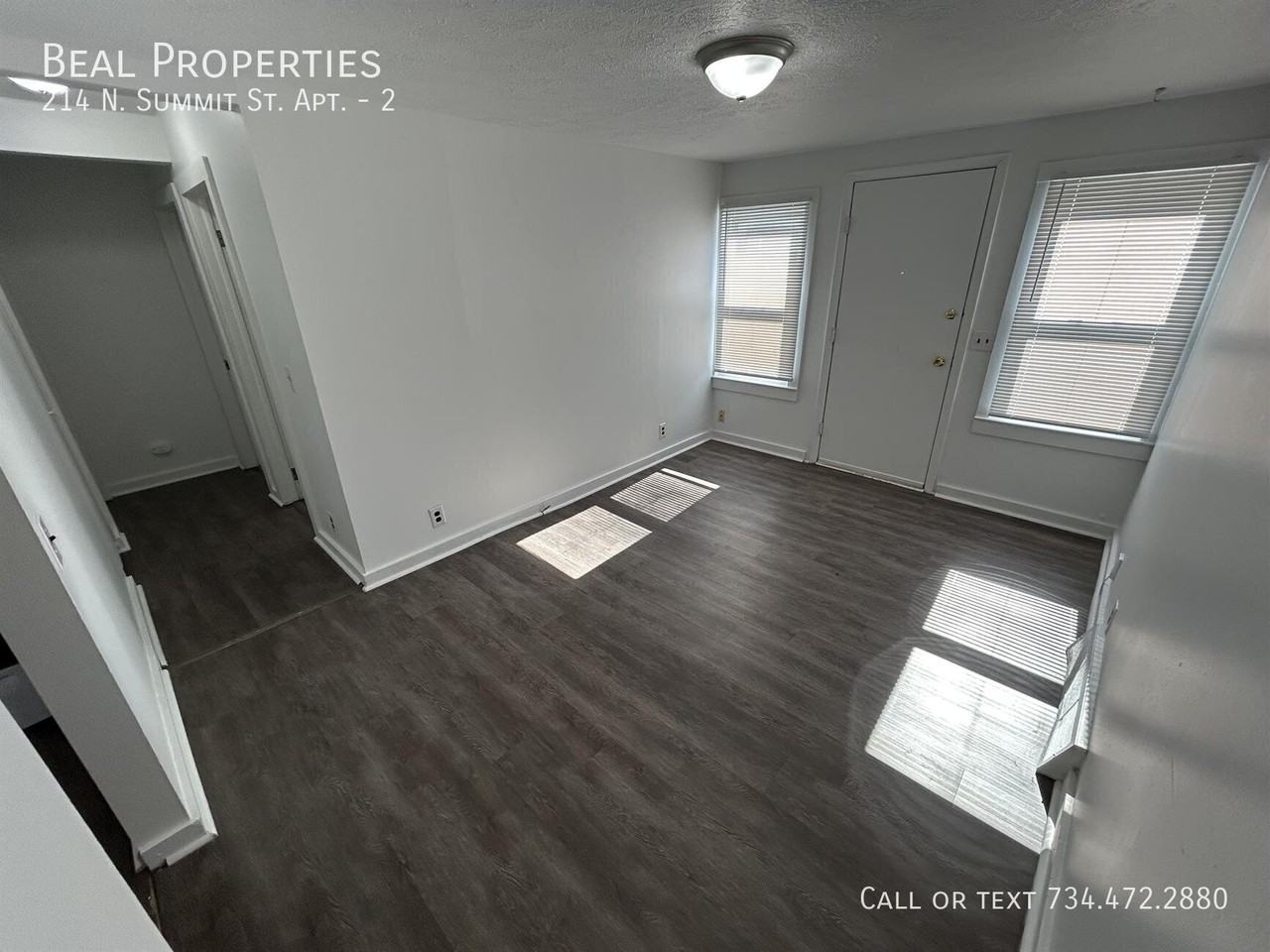 214 N Summit St #2 - Photo 5 of 11
