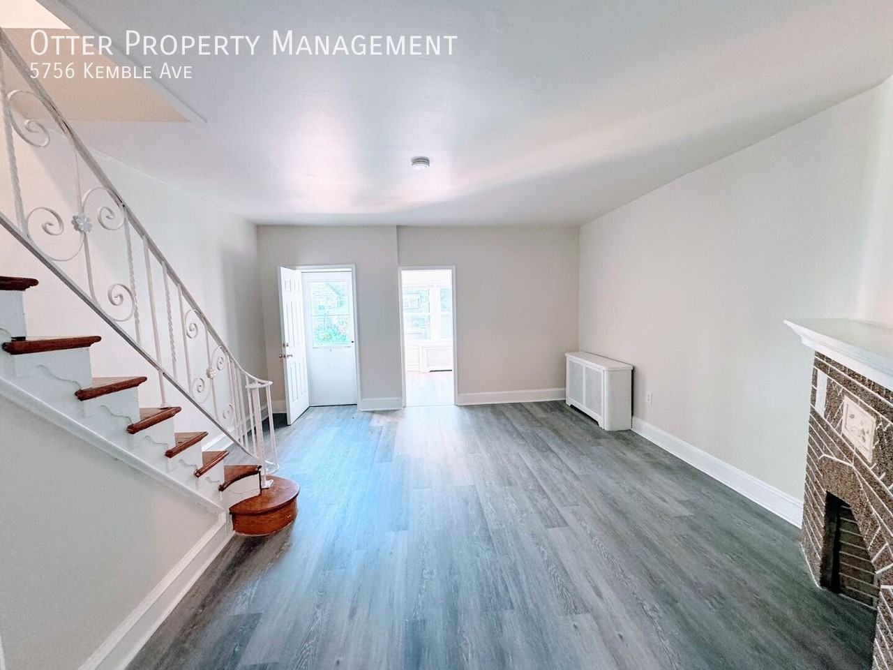 5756 Kemble Ave - Photo 4 of 34