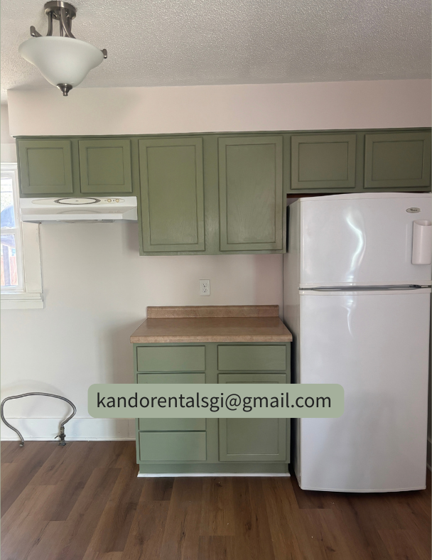 909 W 10th St #NA - Photo 4 of 9