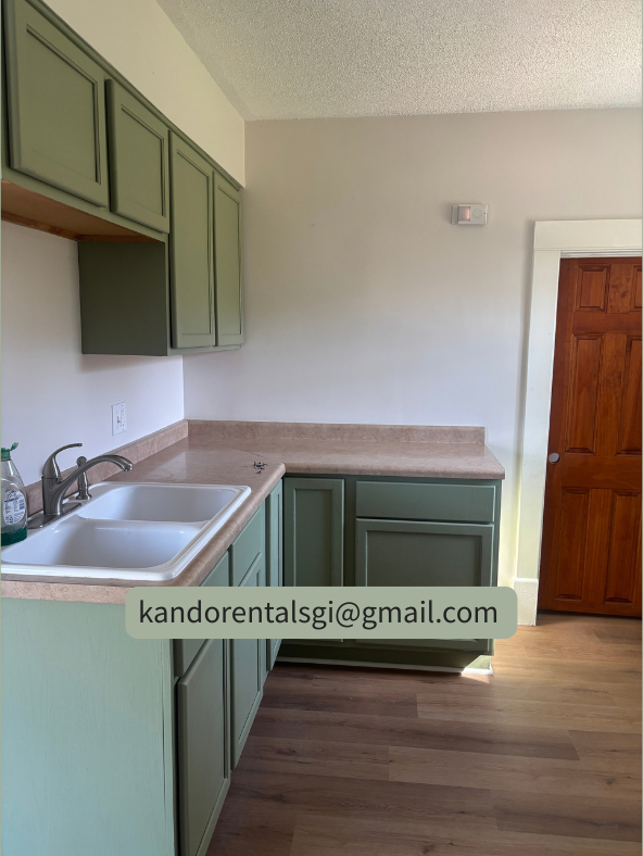 909 W 10th St #NA - Photo 5 of 9