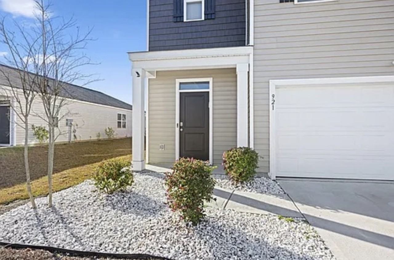 921 Woodside Creek Ln #NA - Photo 2 of 17