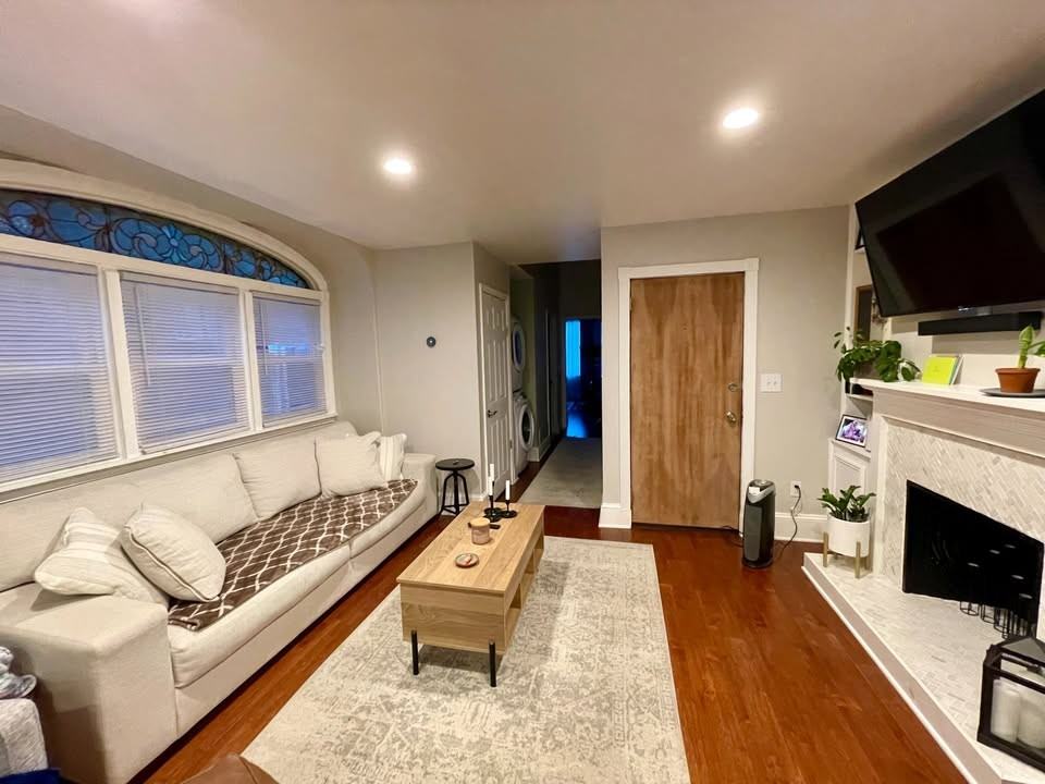 1702 W Girard Ave #1 - Photo 6 of 14