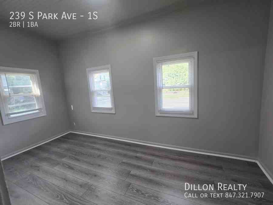 239 S Park Ave #1S - Photo 6 of 12