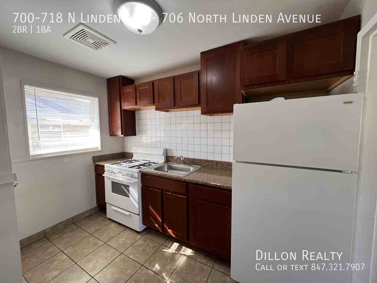 700 N Linden Ave - Photo 3 of 13
