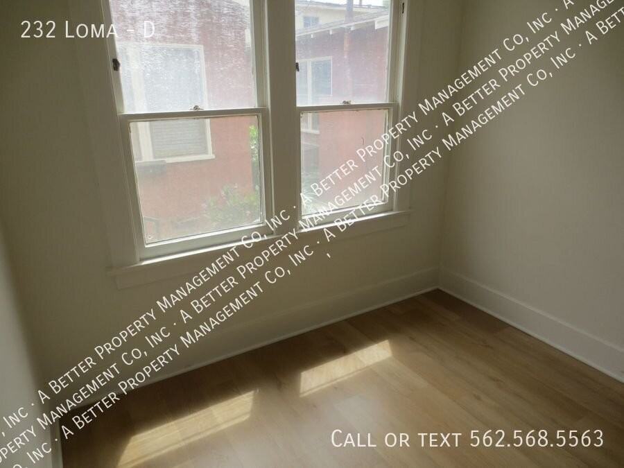 232 Loma Ave #D - Photo 6 of 16