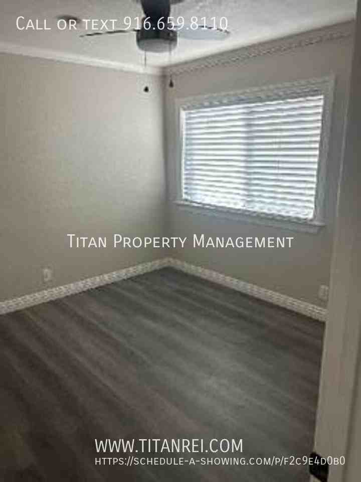 423 Clinton Ave #2 - Photo 6 of 7