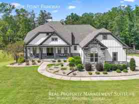 207 Blue Point Pkwy - Photo 1 of 1
