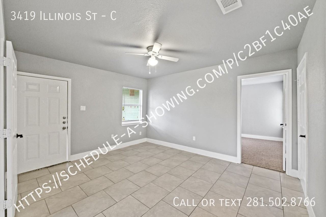3419 Illinois St #C - Photo 3 of 14