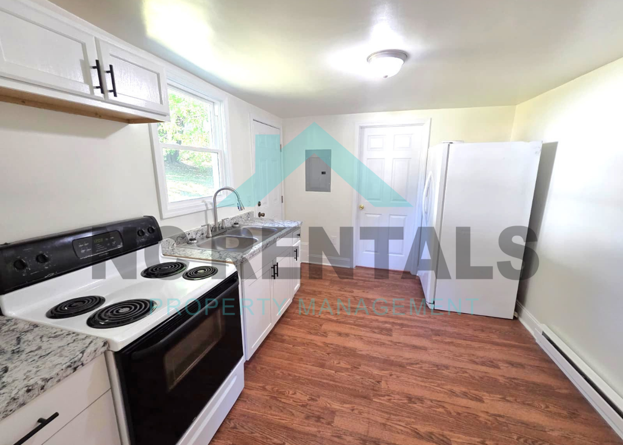 3704 Sharon Ave - Photo 4 of 22