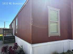 1832 Ne Burgess Ct - Photo 1 of 1