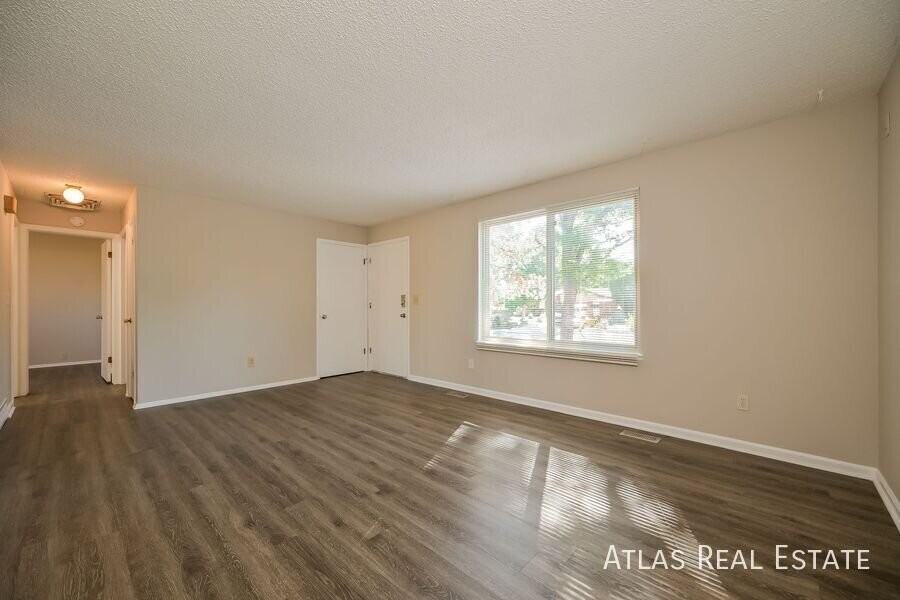14955 E Columbia Dr - Photo 2 of 37