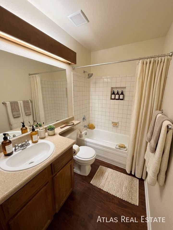 2332 Stepping Stones Way - Photo 6 of 26
