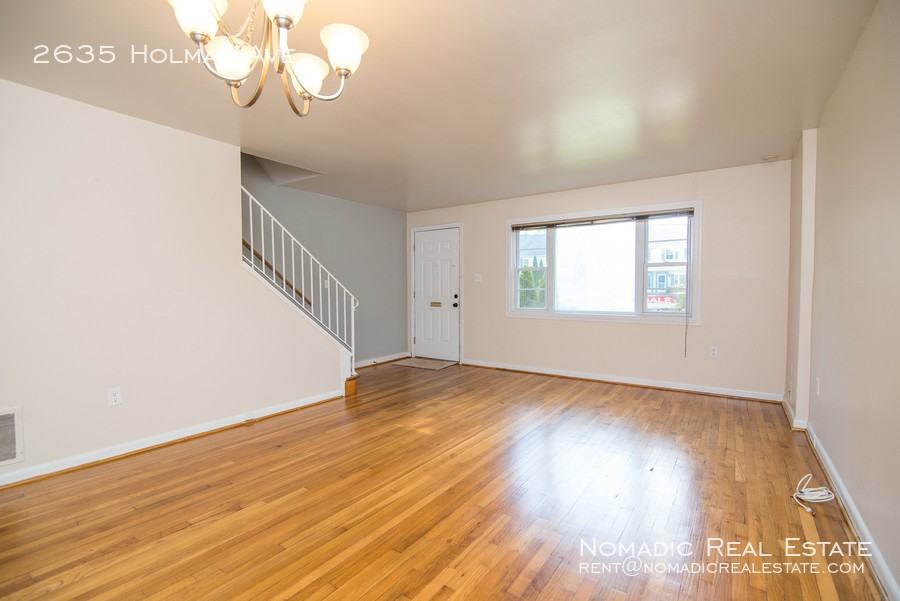 2635 Holman Ave - Photo 3 of 23