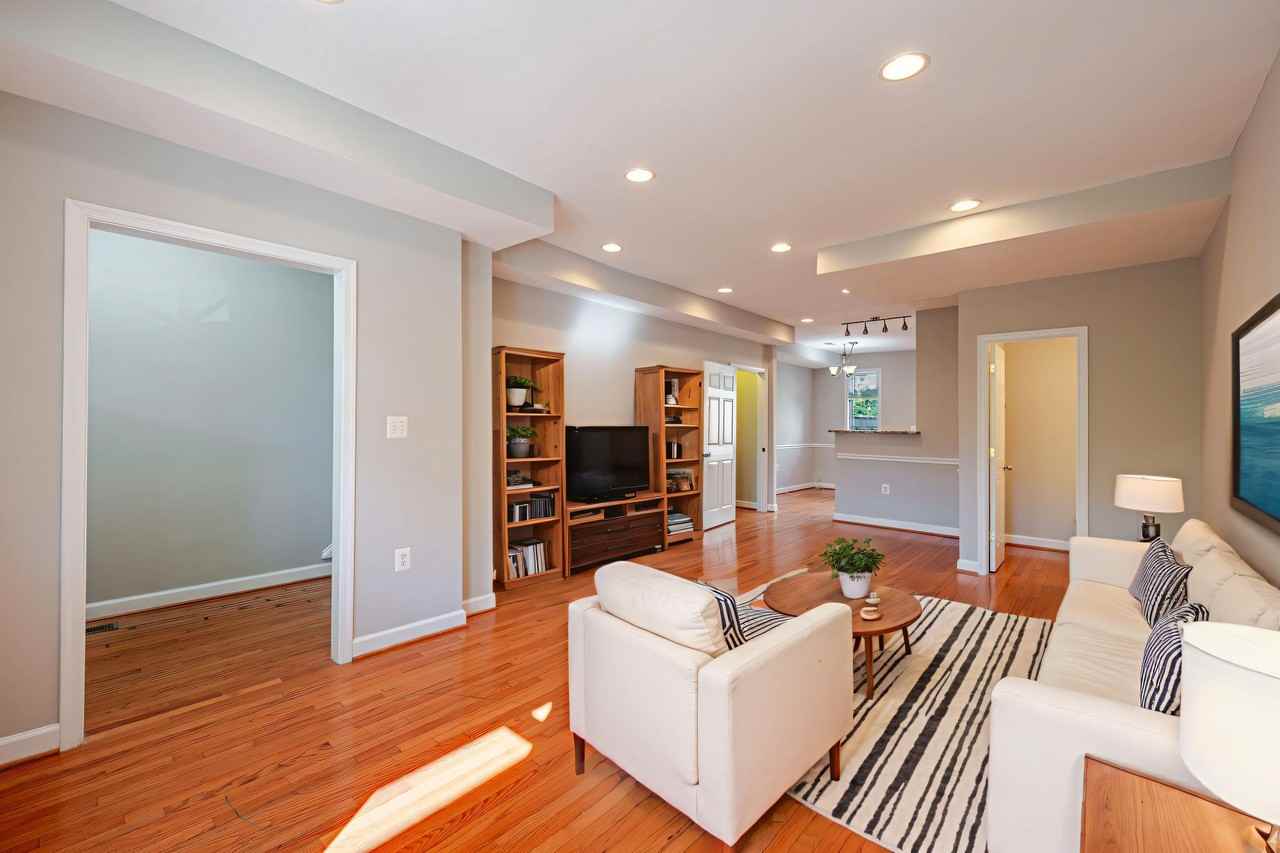 1209 Ingraham St Nw - Photo 2 of 42