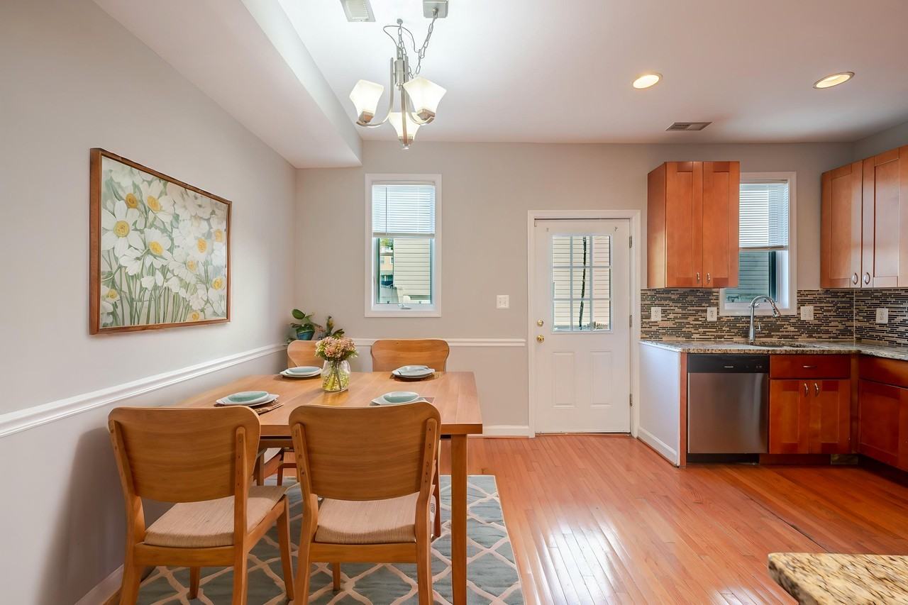 1209 Ingraham St Nw - Photo 6 of 42