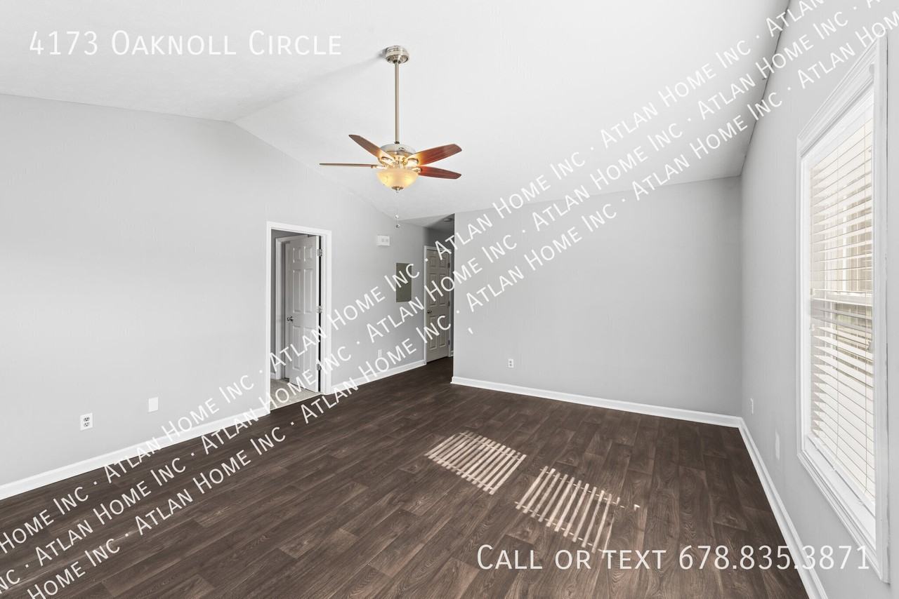 4173 Oaknoll Cir - Photo 7 of 37