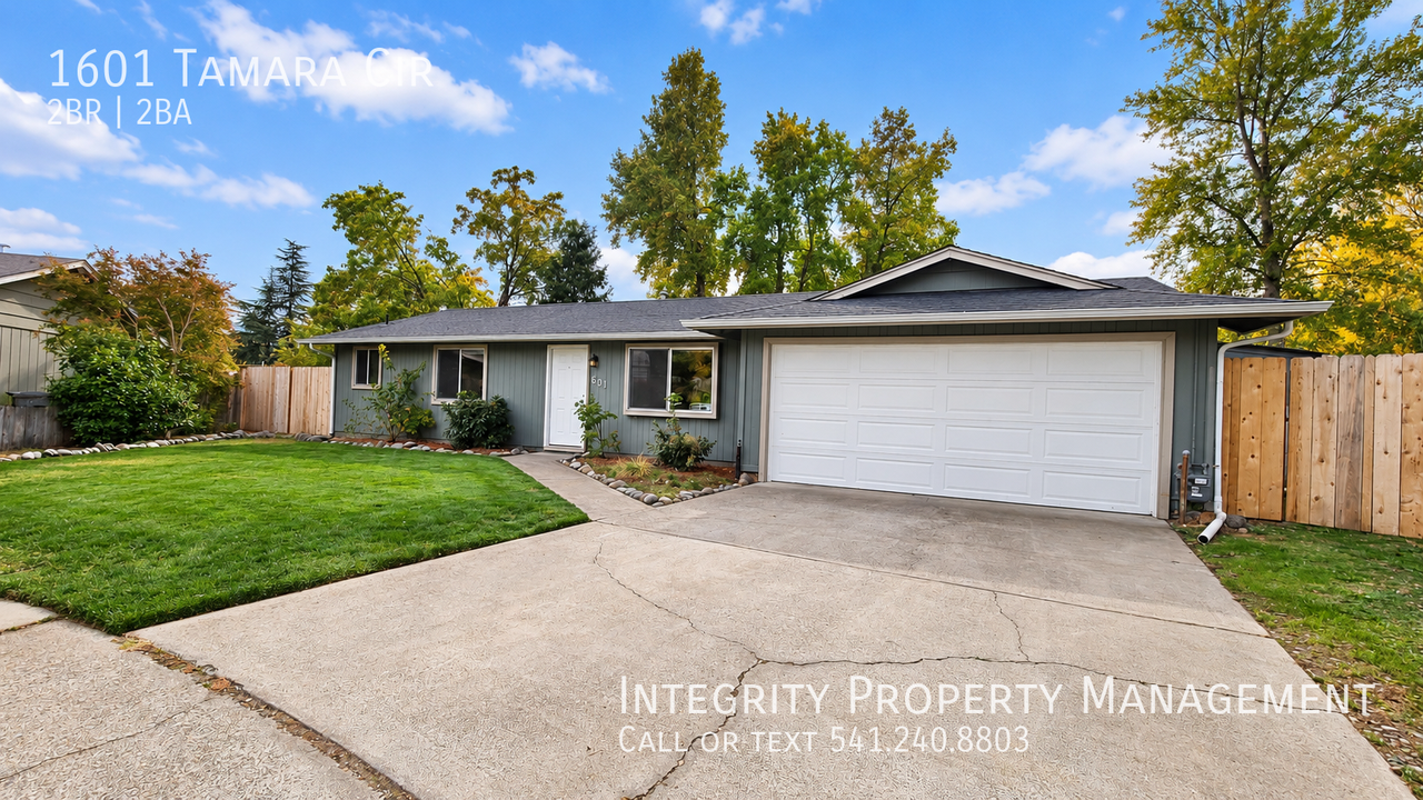 1601 Tamara Cir - Photo 3 of 17
