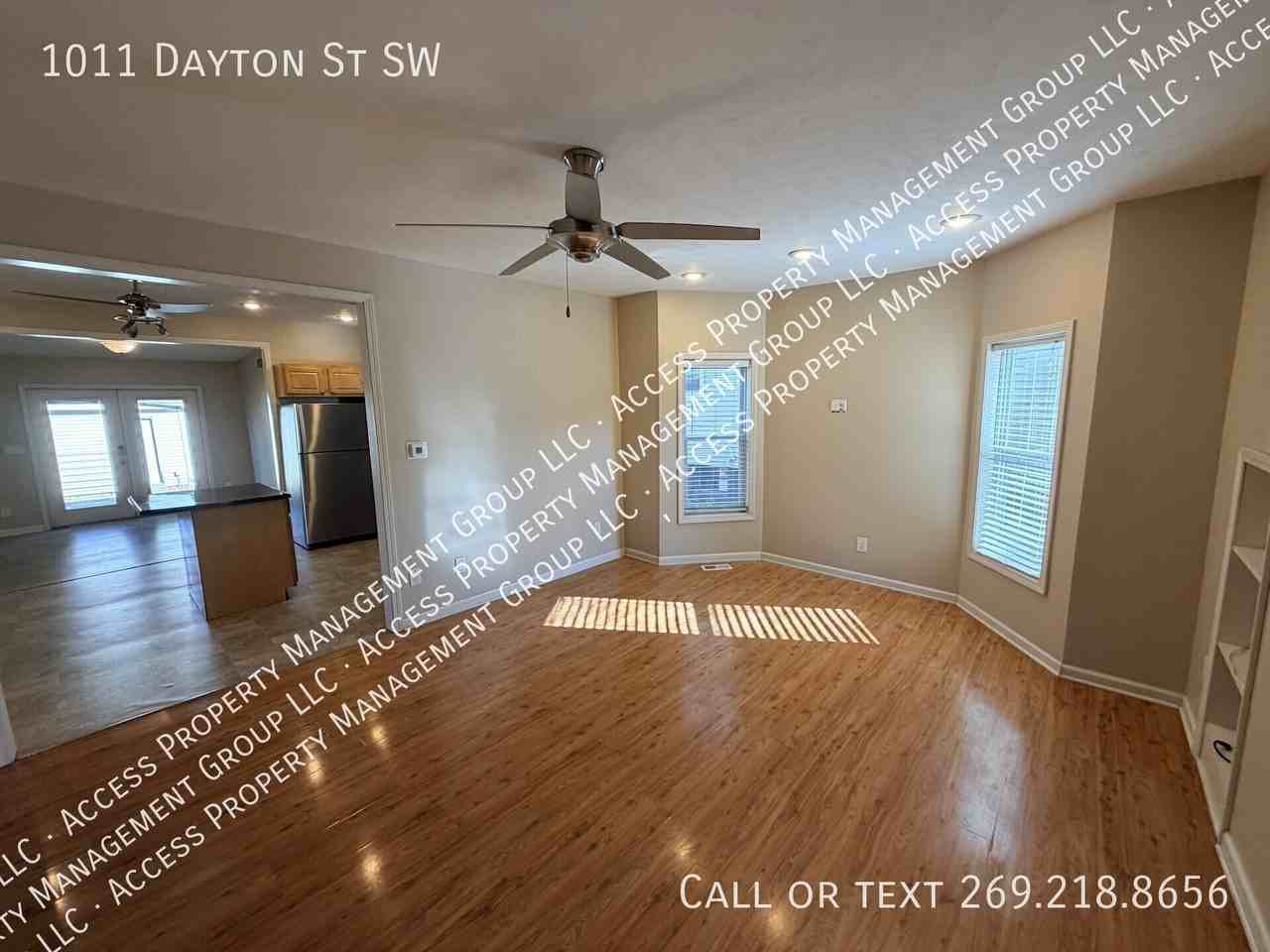 1011 Dayton St Sw - Photo 4 of 40