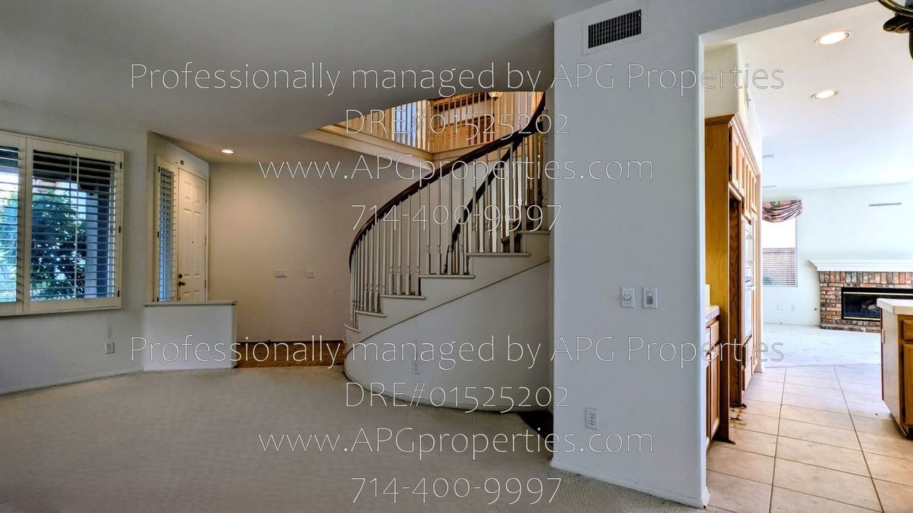 105 Silver Fox - Photo 7 of 23