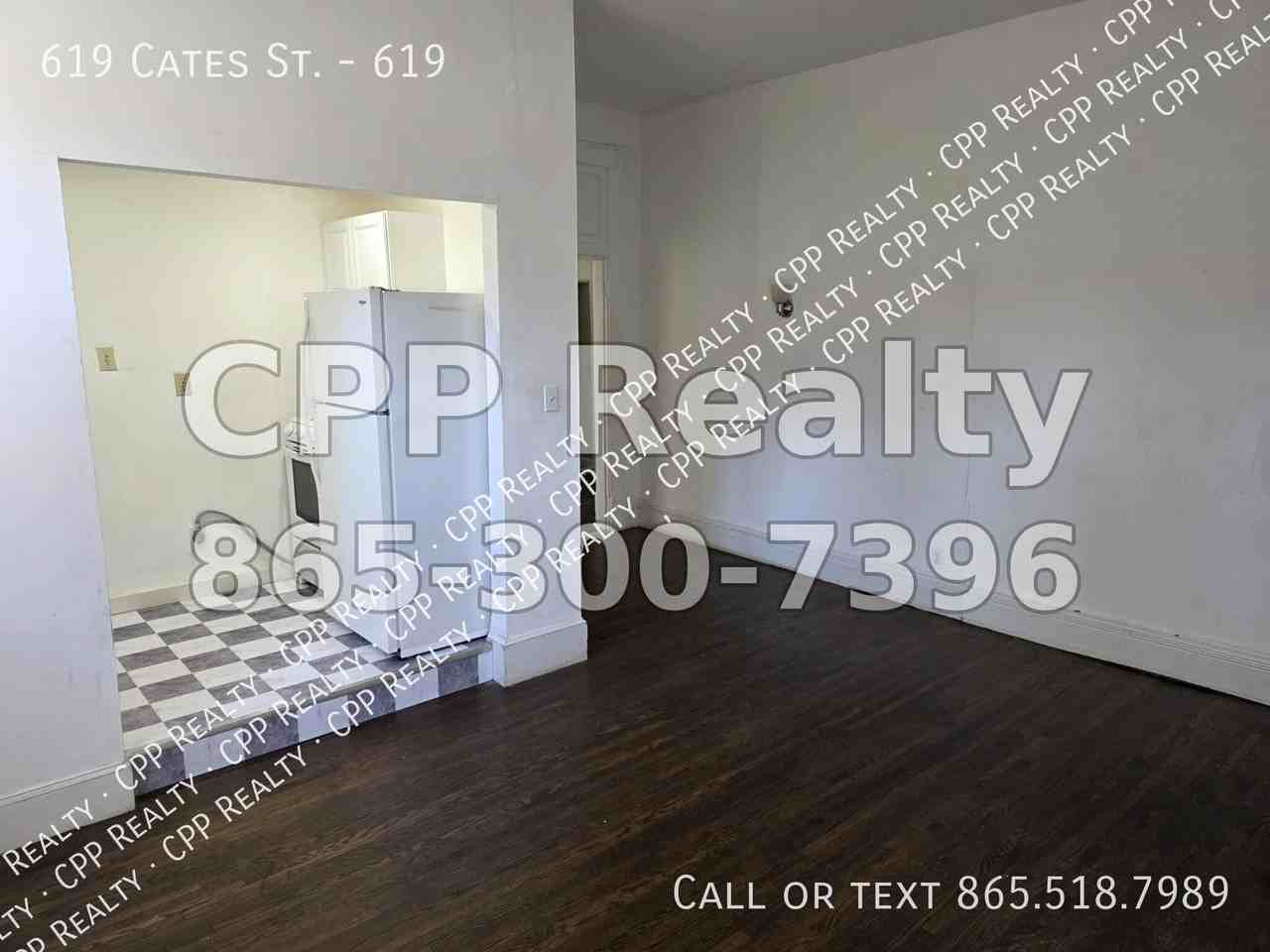 619 Cates St #619 - Photo 4 of 15