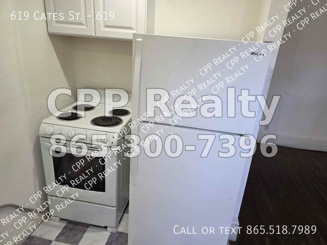 619 Cates St #619 - Photo 5 of 15