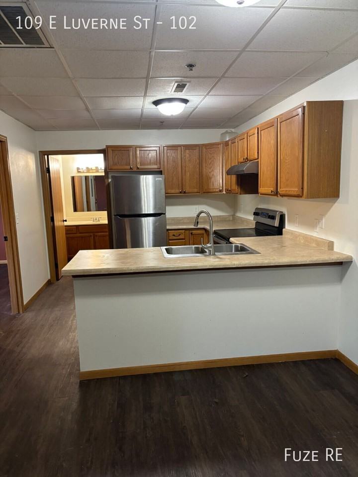 109 E Luverne St #102 - Photo 2 of 7