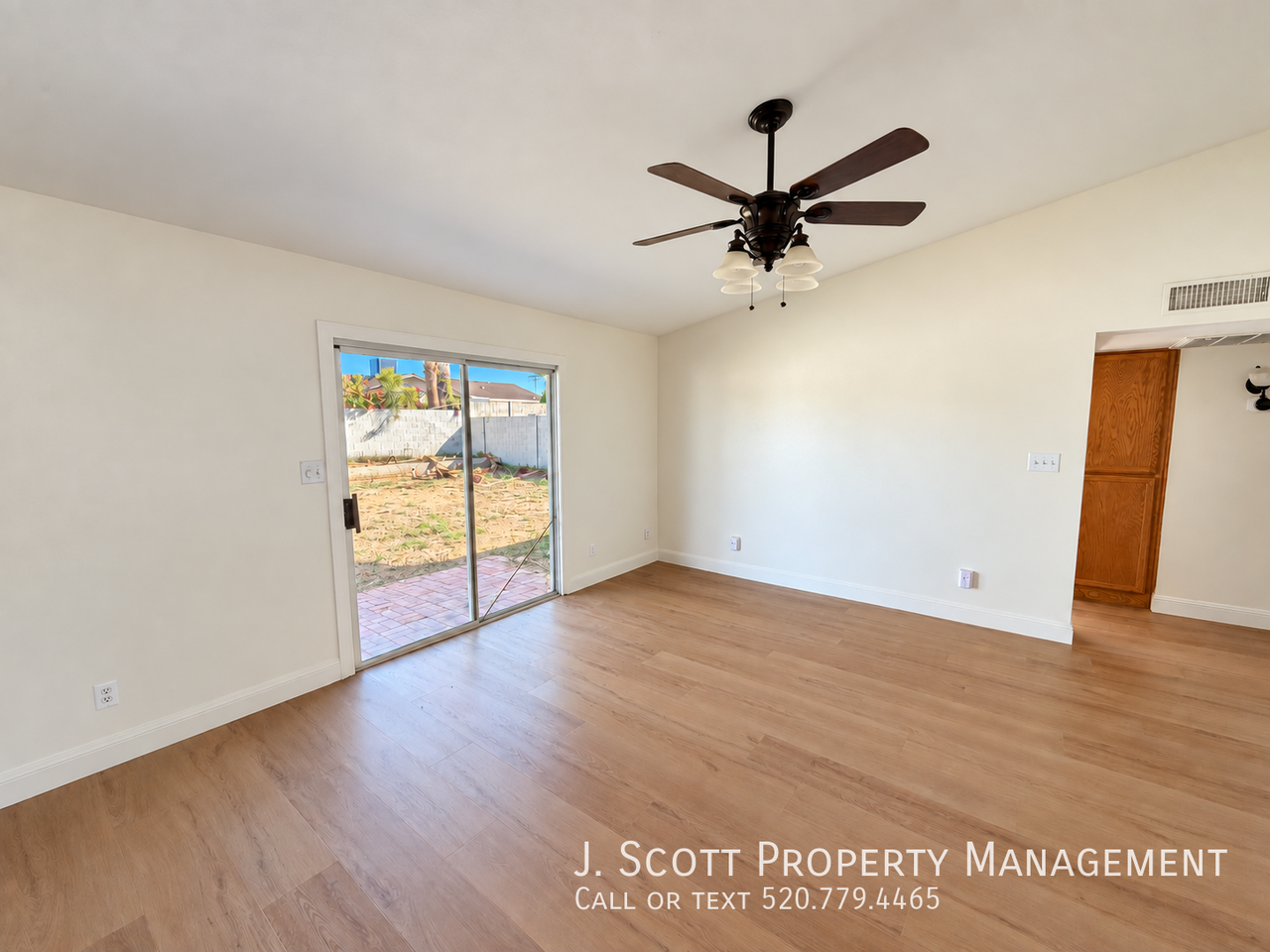 6312 E Ivy St - Photo 7 of 17