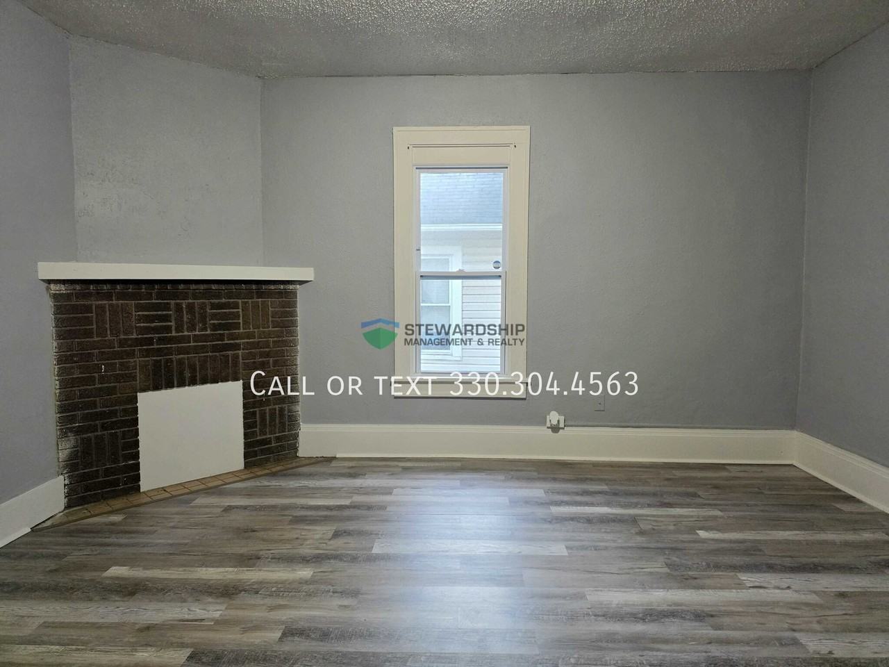 150 S Maple St - Photo 2 of 26