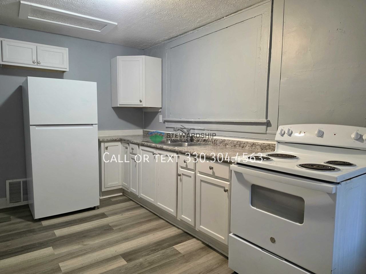 150 S Maple St - Photo 7 of 26