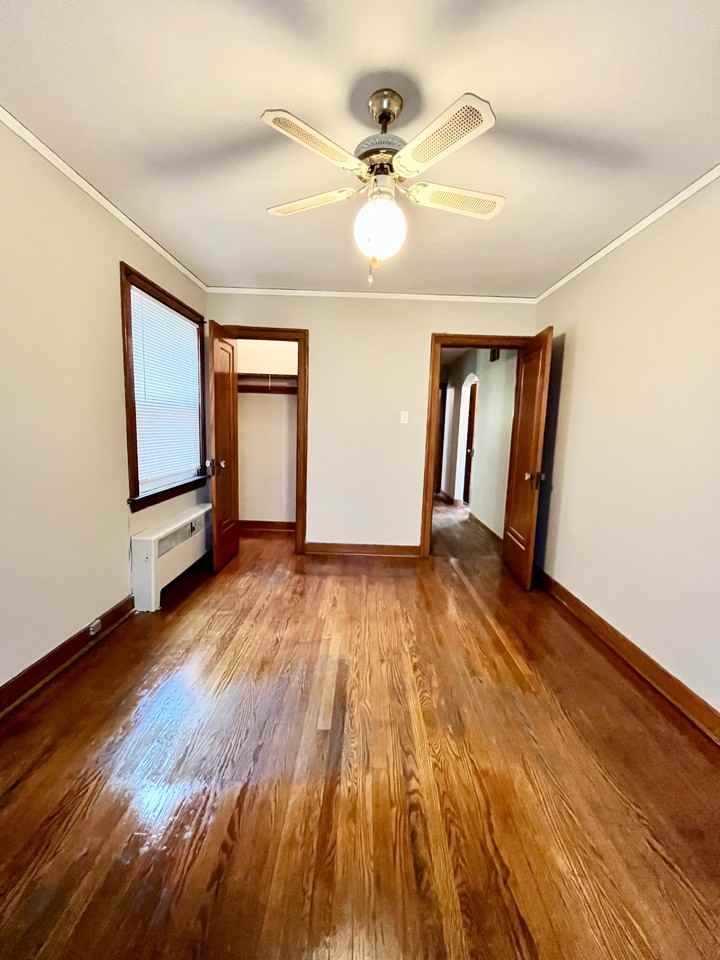 4259 W 21st St #2 - Photo 6 of 18