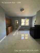 96 Seaview Ave #1RM - Photo 1 of 1