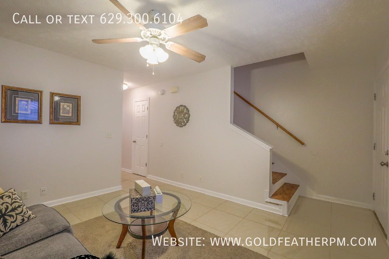 1361 Benley St - Photo 6 of 19