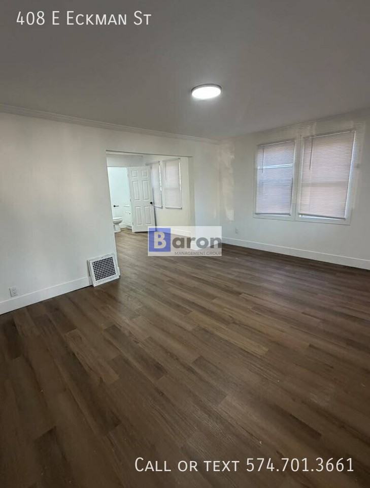 408 E Eckman St - Photo 2 of 11