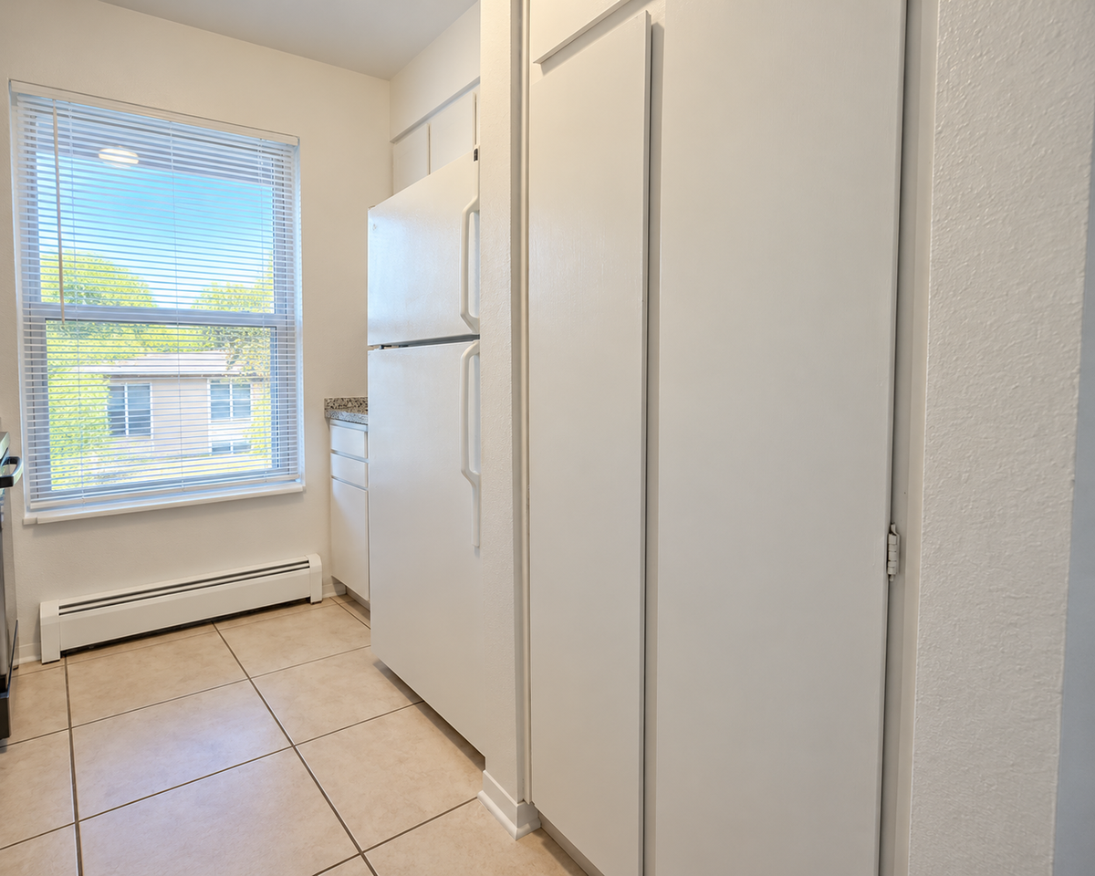 4265 N Carefree Cir #B - Photo 3 of 18