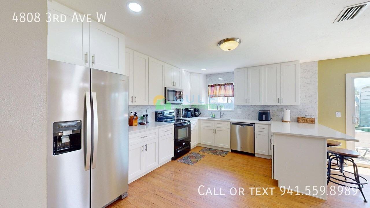 4808 3rd Ave W - Photo 4 of 17