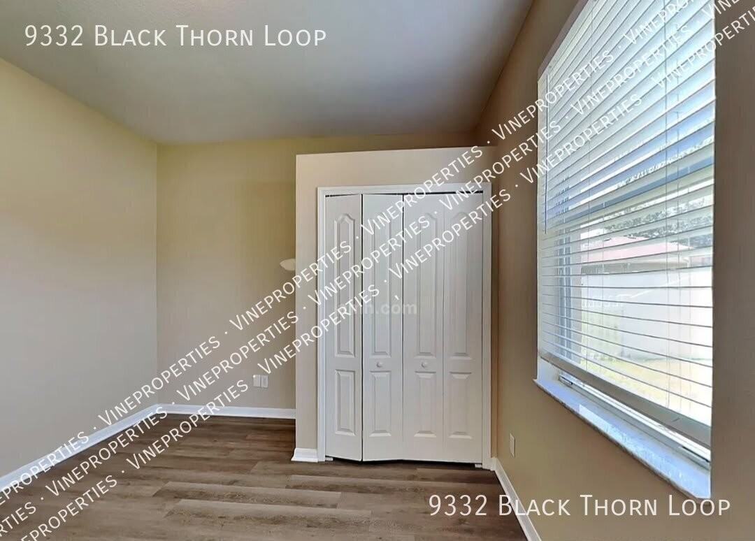 9332 Black Thorn Loop - Photo 2 of 9