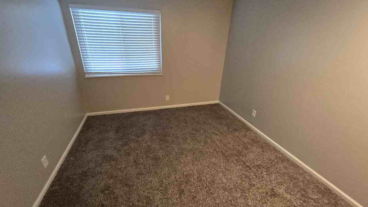 706 E 139th St #205 - Photo 5 of 11