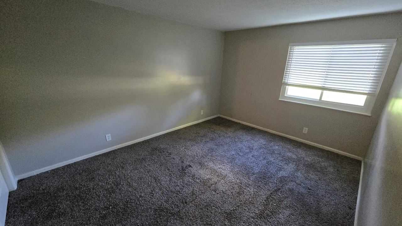 706 E 139th St #205 - Photo 6 of 11