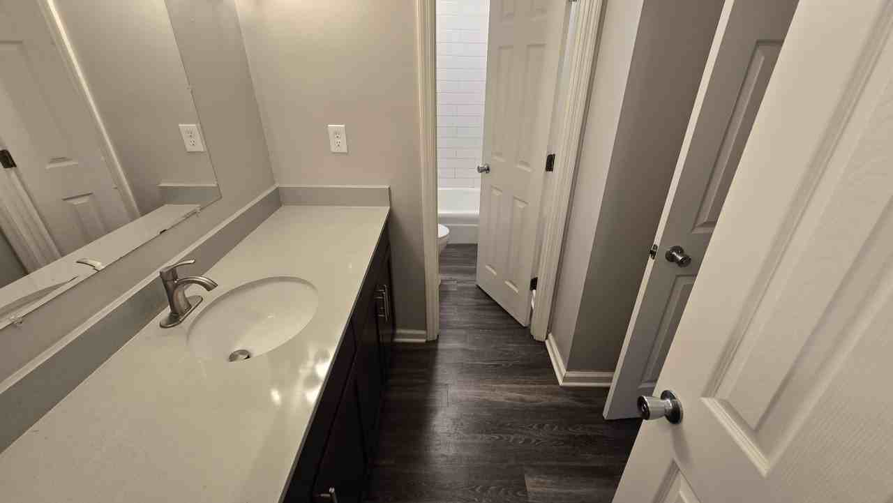 706 E 139th St #205 - Photo 7 of 11