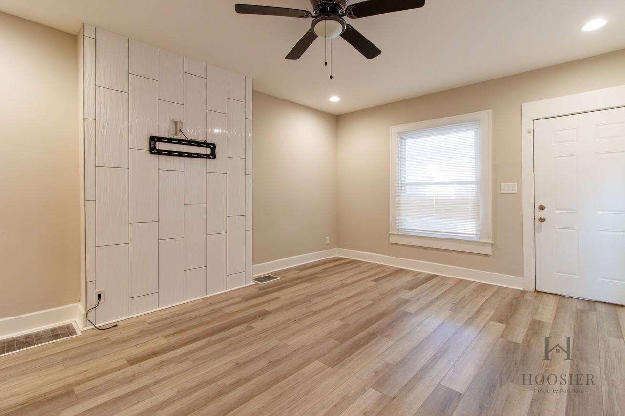 3421 Carrollton Ave - Photo 4 of 22