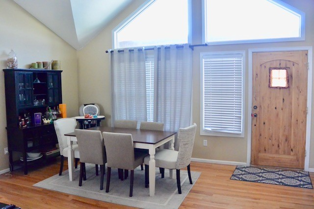 3071 S Ash St - Photo 3 of 7