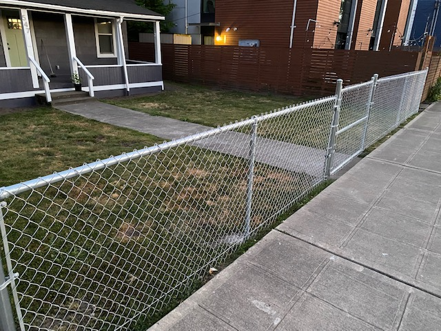 547 S Sullivan St - Photo 6 of 8