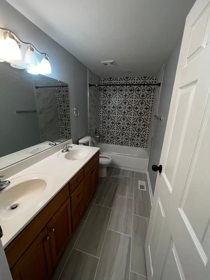 4921 Packard Rd - Photo 5 of 12